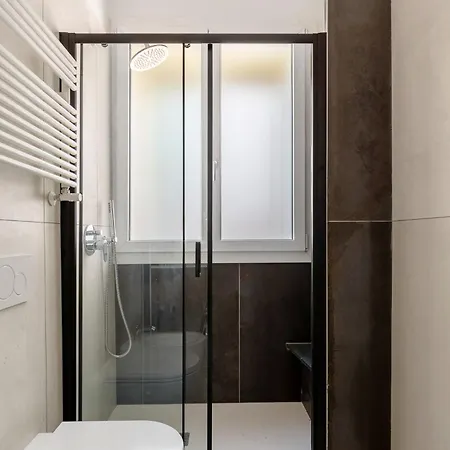 Le Dodici Porte - Porta Mascarella 1 By District Apartman *