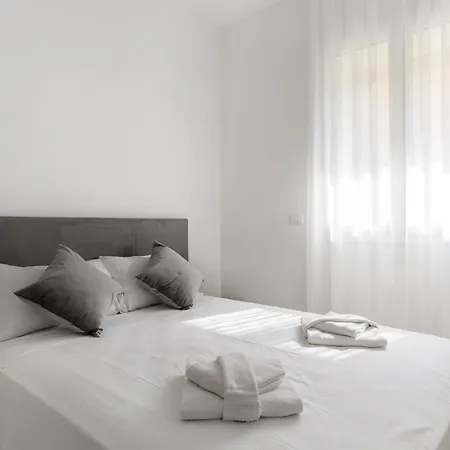 Le Dodici Porte - Porta Mascarella 1 By District