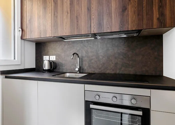 Le Dodici Porte - Porta Mascarella 1 By District