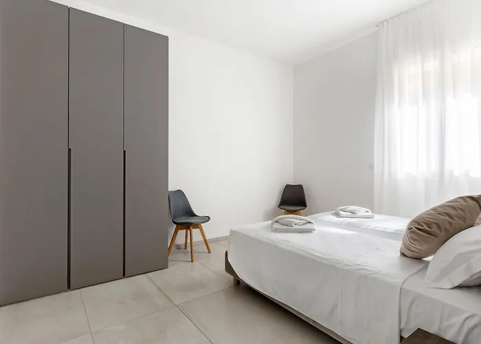 Le Dodici Porte - Porta Mascarella 1 By District * 볼로냐