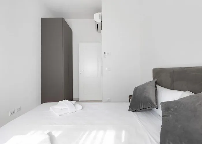 Le Dodici Porte - Porta Mascarella 1 By District Apartmán *